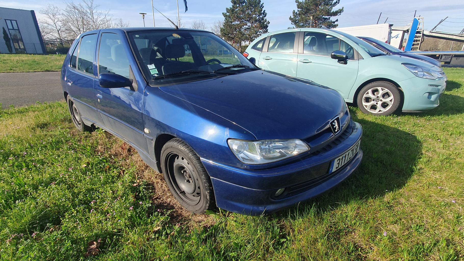Aile avant droit pour PEUGEOT 306 PHASE 2 Aile avant droit pour PEUGEOT 306 PHASE 2