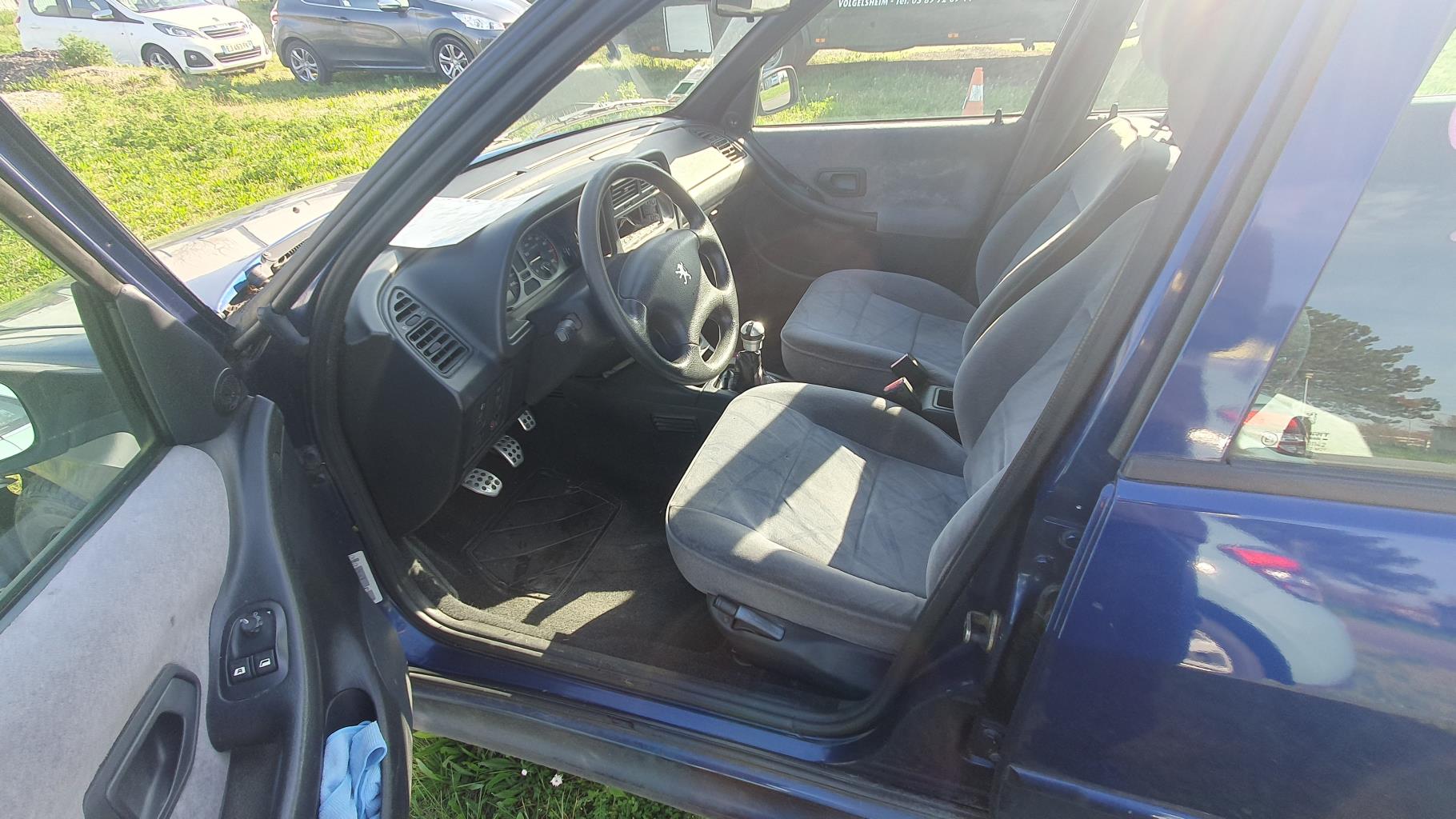 Aile avant droit pour PEUGEOT 306 PHASE 2 Aile avant droit pour PEUGEOT 306 PHASE 2