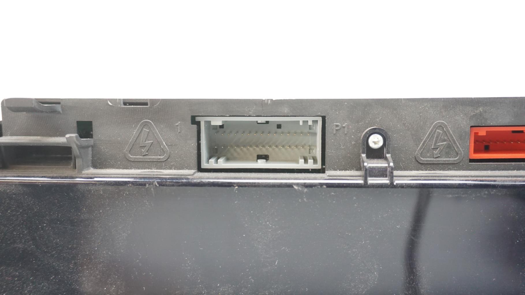 Compteur RENAULT SCENIC 2 PHASE 2 Essence - 1