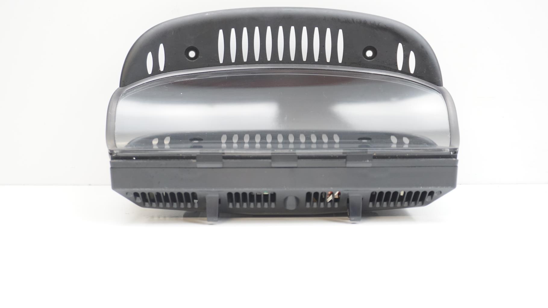 Ecran GPS BMW SERIE 5 E60 PHASE 1 Essence - 1