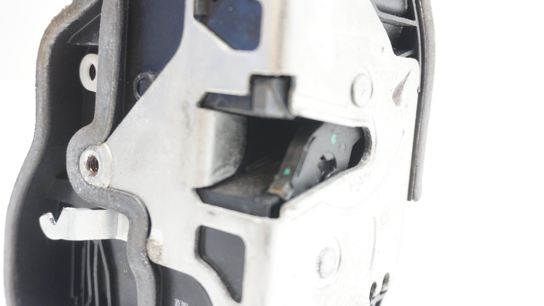 Serrure avant droit BMW SERIE 5 E60 PHASE 1 Essence - 1