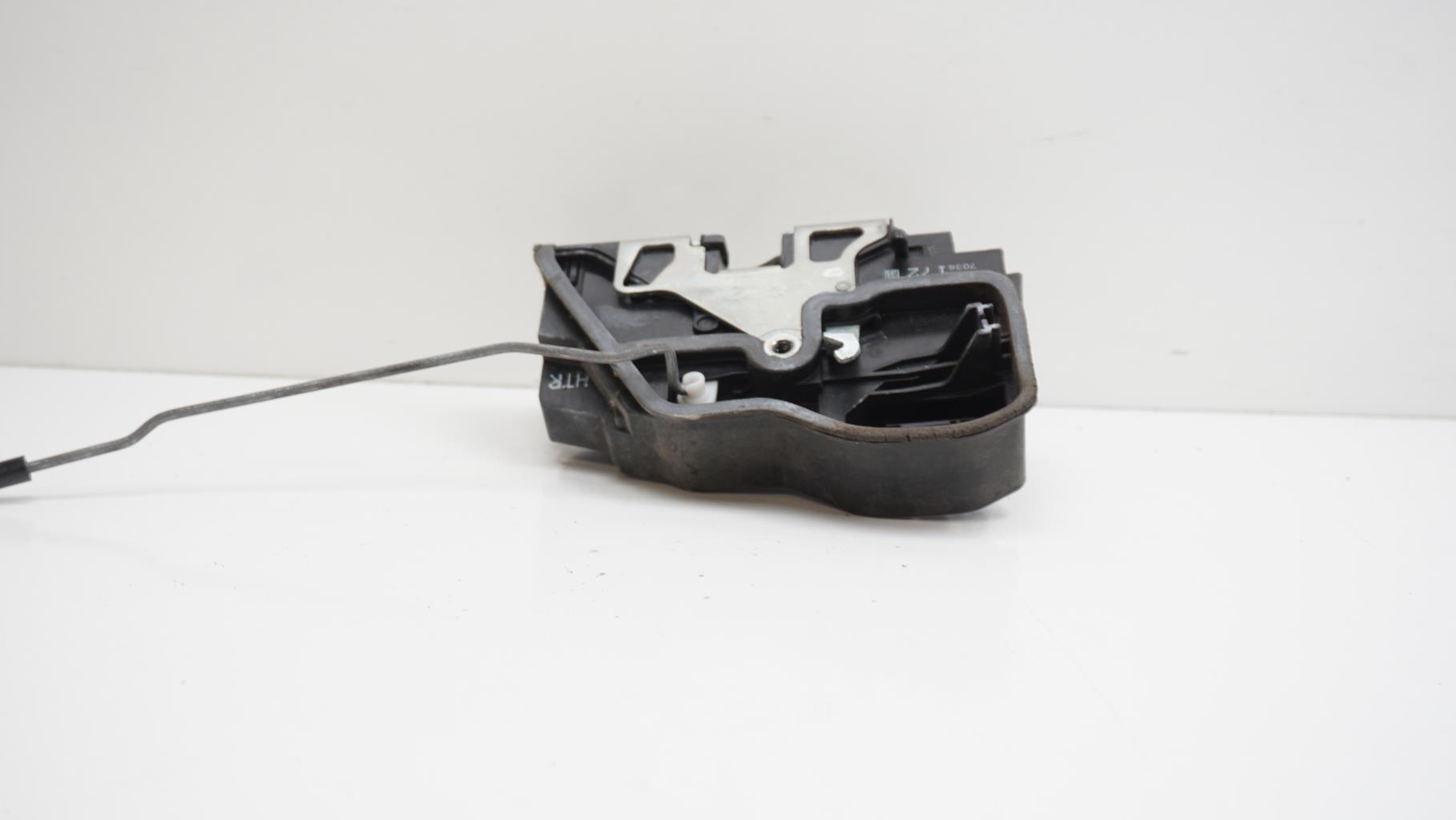 Serrure arriere droit BMW SERIE 5 E60 PHASE 1 Essence - 1