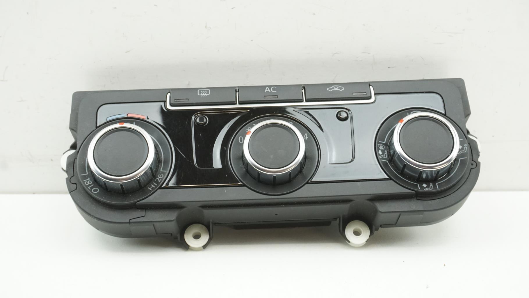 Commande chauffage VOLKSWAGEN GOLF 6 Essence - 1