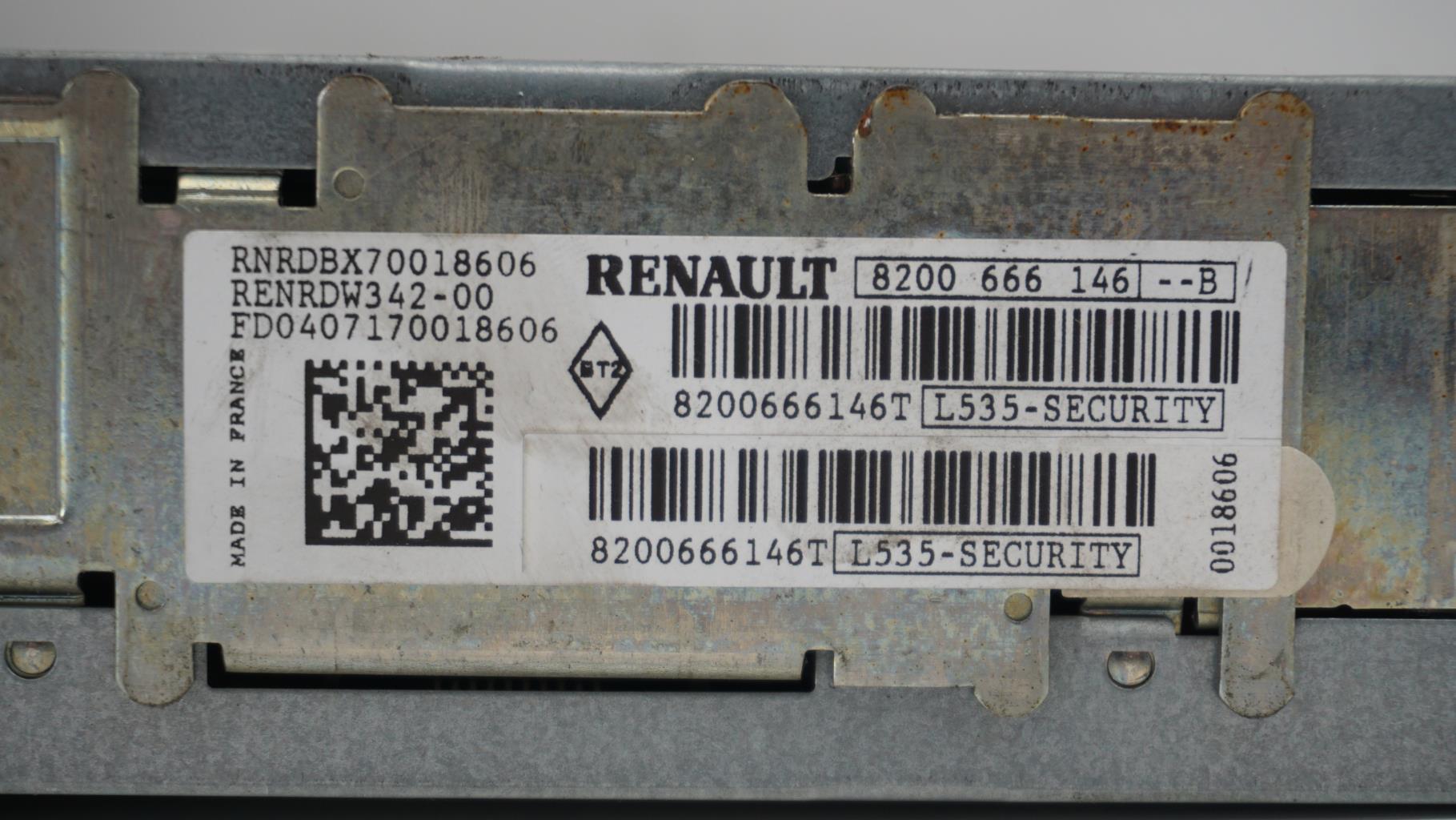 Autoradio originale RENAULT CLIO 3 PHASE 1 Diésel - 1