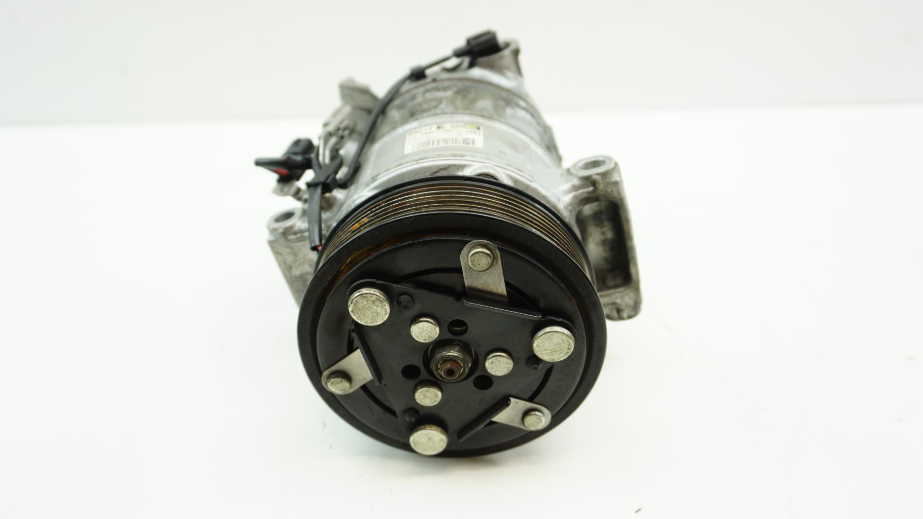 Compresseur clim RENAULT SCENIC 4 Diesel - 1