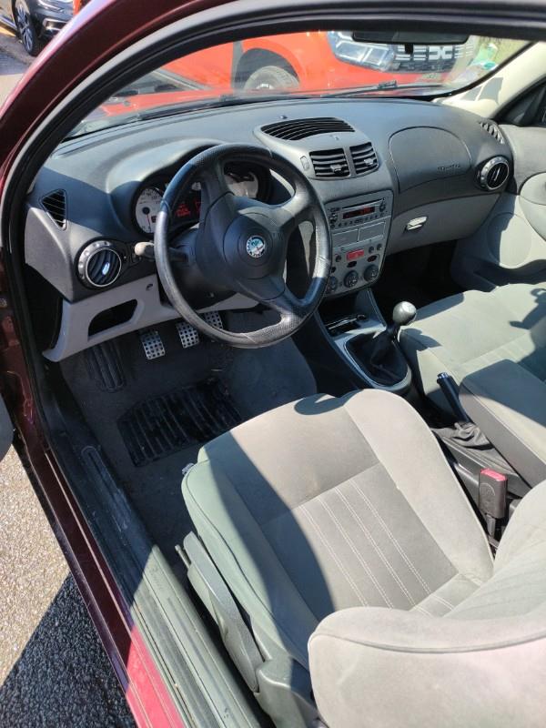 Pare choc arriere pour ALFA ROMEO 147 PHASE 2 Pare choc arriere pour ALFA ROMEO 147 PHASE 2