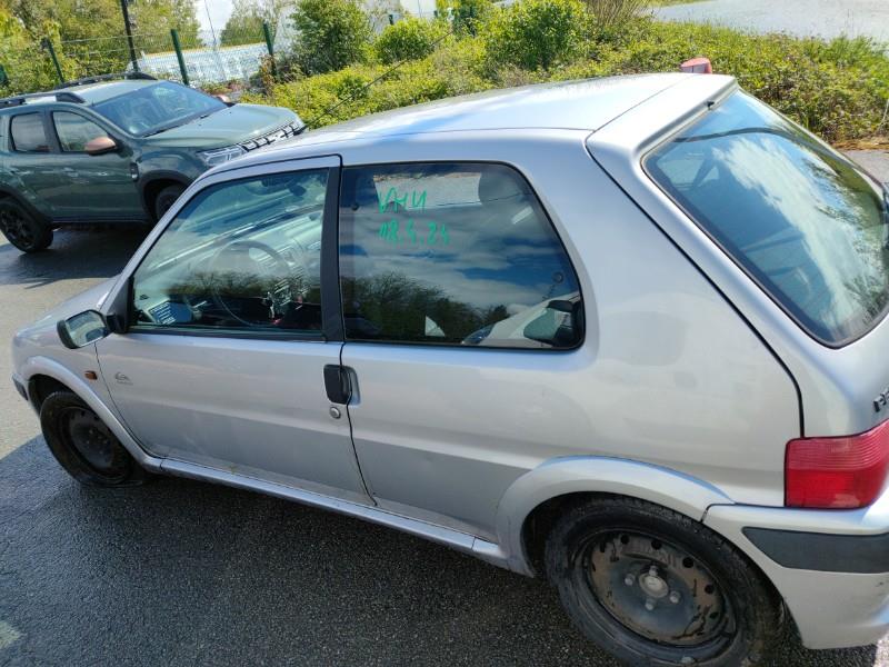 Optique avant principal droit (feux)(phare) pour PEUGEOT 106 PHASE 2 Optique avant principal droit (feux)(phare) pour PEUGEOT 106 PHASE 2