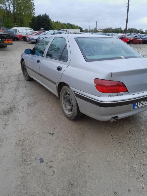 Optique avant principal droit (feux)(phare) pour PEUGEOT 406 PHASE 2 Optique avant principal droit (feux)(phare) pour PEUGEOT 406 PHASE 2