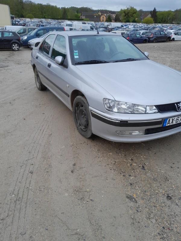 Optique avant principal droit (feux)(phare) pour PEUGEOT 406 PHASE 2 Optique avant principal droit (feux)(phare) pour PEUGEOT 406 PHASE 2