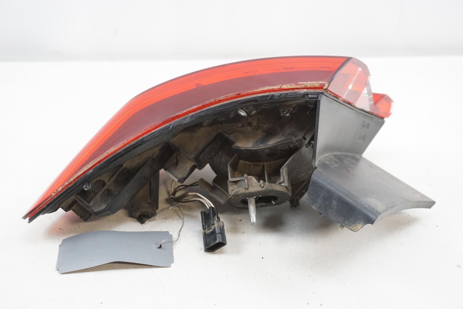 Fanale posteriore principale destro (luci) RENAULT CLIO 5 PHASE 1 Diésel - 1