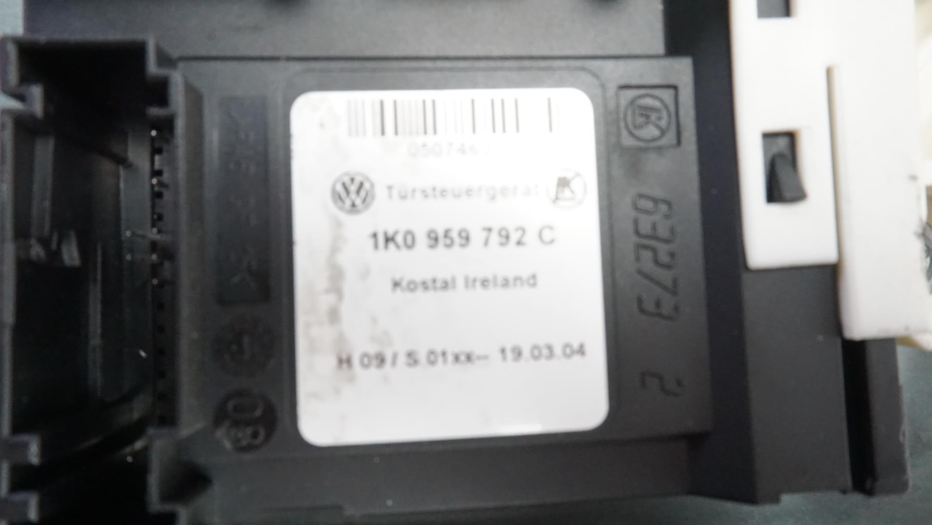 Alzacristalli elettrico anteriore destro VOLKSWAGEN GOLF 5 Diésel - 1