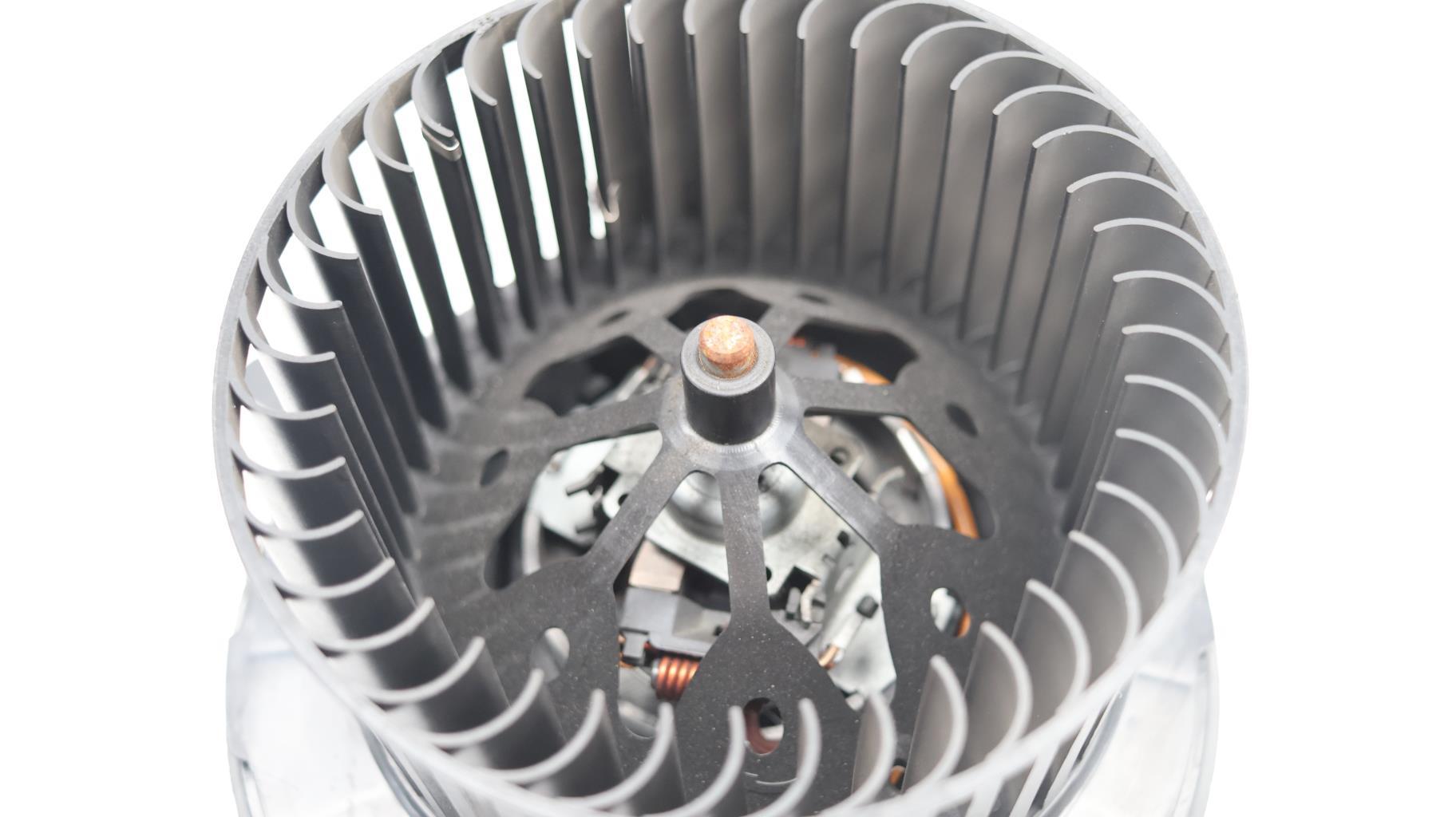 Pulseur d'air VOLKSWAGEN GOLF 5 Diesel - 1