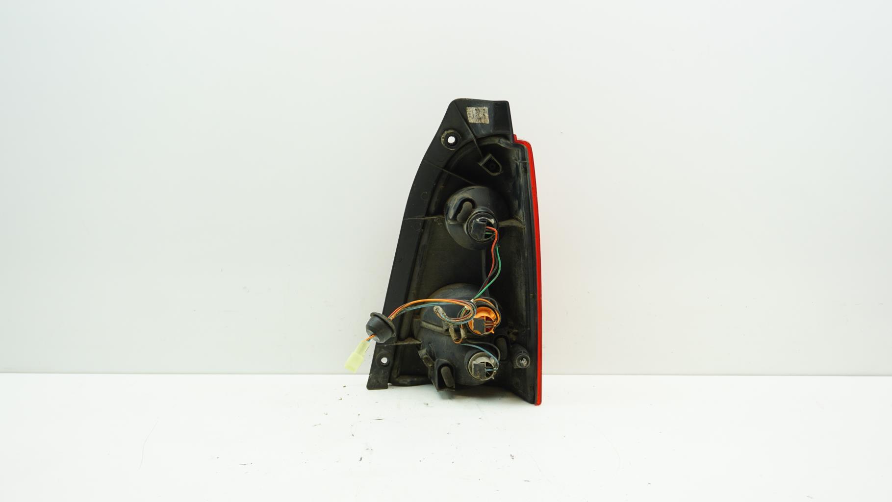 Fanale posteriore principale sinistro (luci) OPEL AGILA A Gasolina - 1