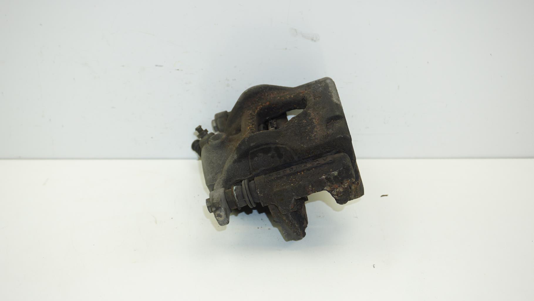 Pinza freni anteriore sinistra BMW SERIE 2 F46 GRAN TOURER PHASE 1 Diésel - 1