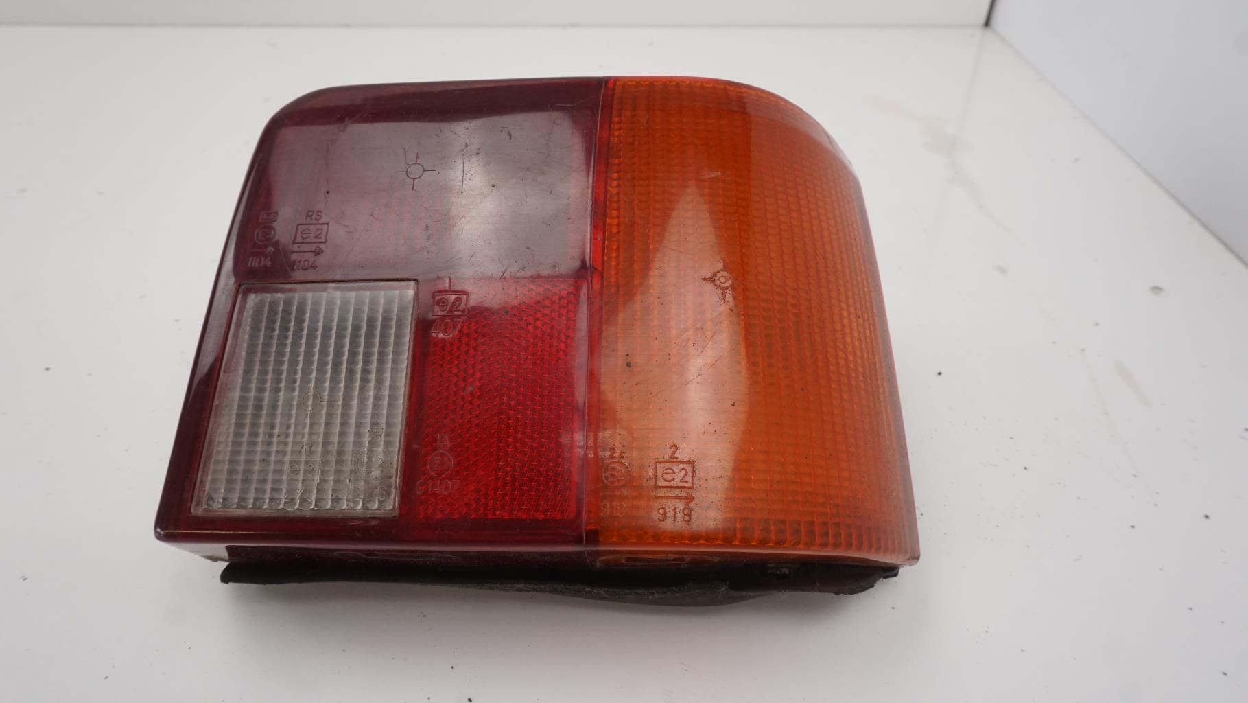 Fanale posteriore principale destro (luci) PEUGEOT 205 PHASE 2 Gasolina - 1