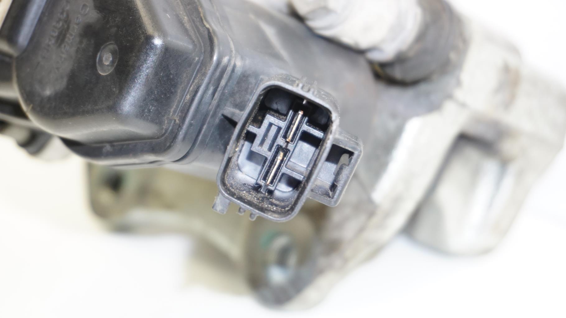 Pinza freni posteriore destra RENAULT ZOE 2 Electricidad - 1