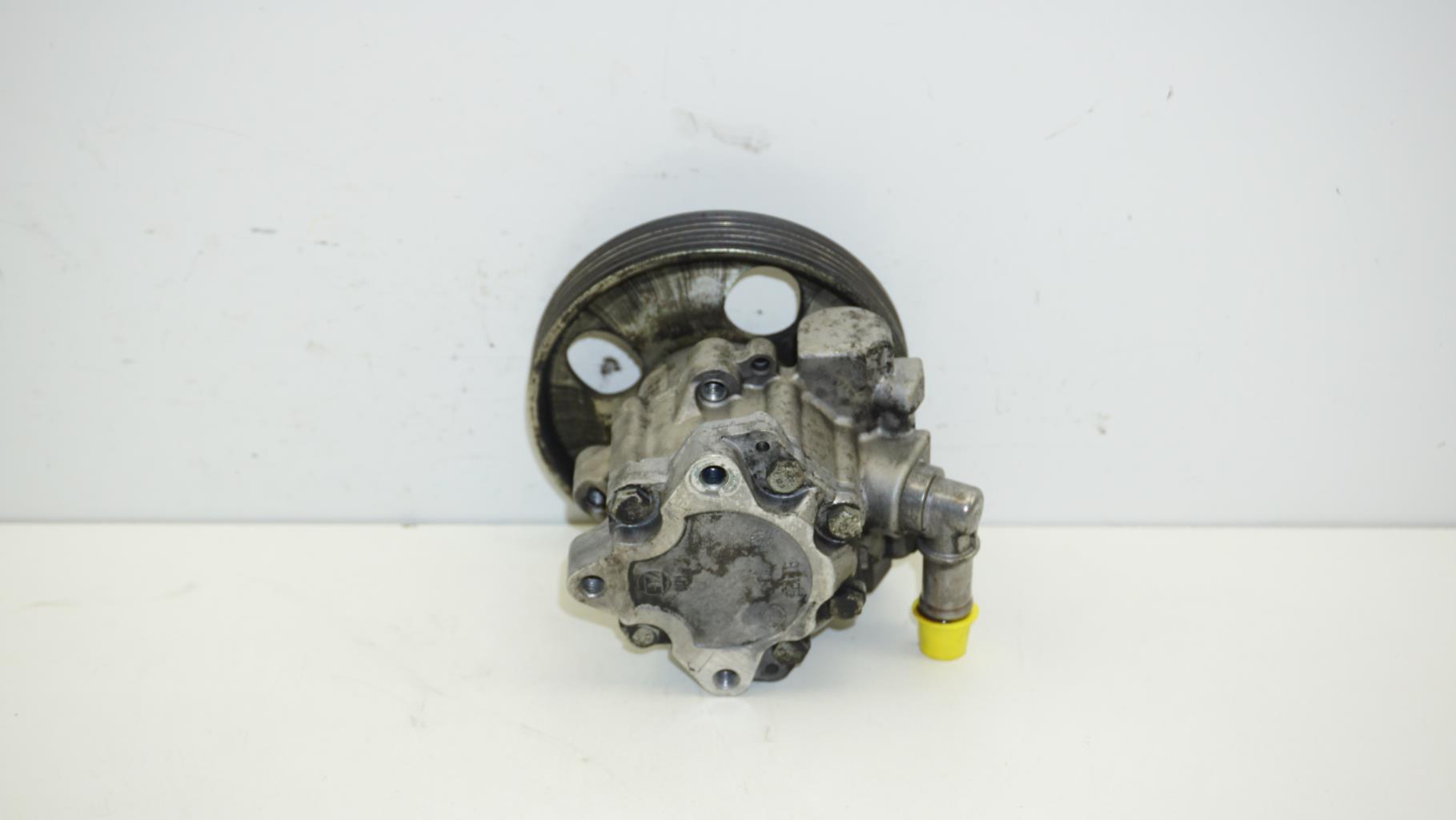 Pompe de direction CITROEN C8 Diesel - 1