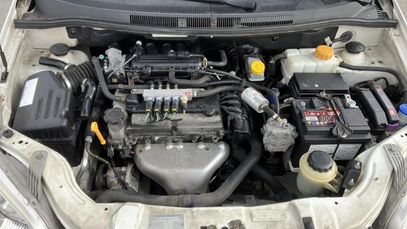 Pare boue avant gauche pour CHEVROLET AVEO 1 Pare boue avant gauche pour CHEVROLET AVEO 1