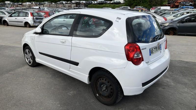 Pare boue avant gauche pour CHEVROLET AVEO 1 Pare boue avant gauche pour CHEVROLET AVEO 1