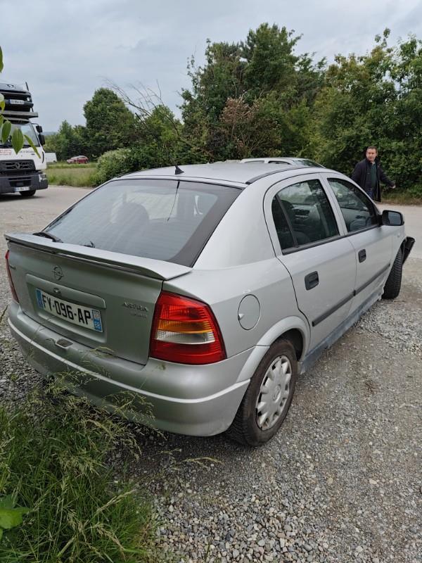 Aile avant droit pour OPEL ASTRA G Aile avant droit pour OPEL ASTRA G