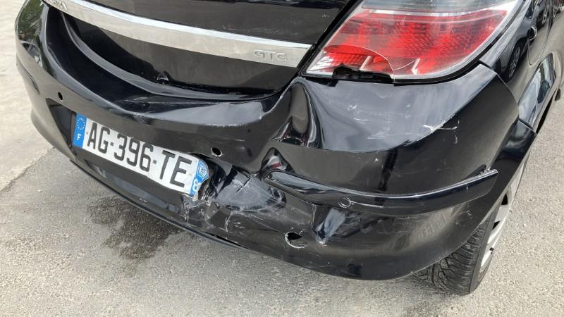 Optique avant principal droit (feux)(phare) OPEL ASTRA H 93190070