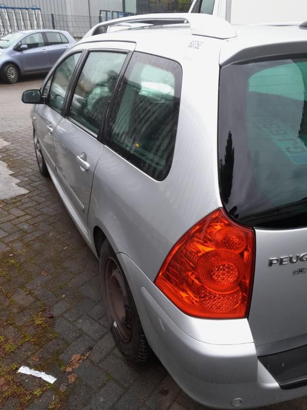 Renfort pare choc arriere (traverse) pour PEUGEOT 307 PHASE 1 BREAK Renfort pare choc arriere (traverse) pour PEUGEOT 307 PHASE 1 BREAK