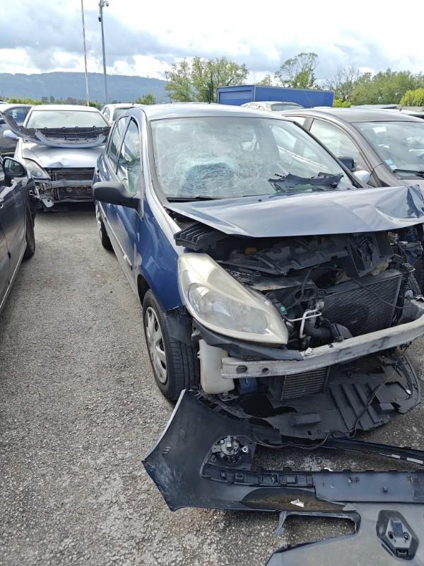 Autoradio d'origine pour RENAULT CLIO 3 PHASE 1 Autoradio d'origine pour RENAULT CLIO 3 PHASE 1