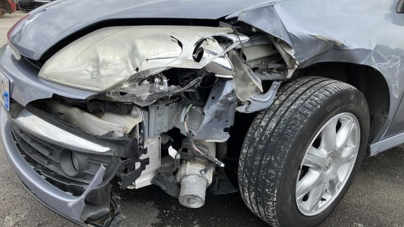 Aile avant droit pour RENAULT LAGUNA 3 PHASE 1 Aile avant droit pour RENAULT LAGUNA 3 PHASE 1