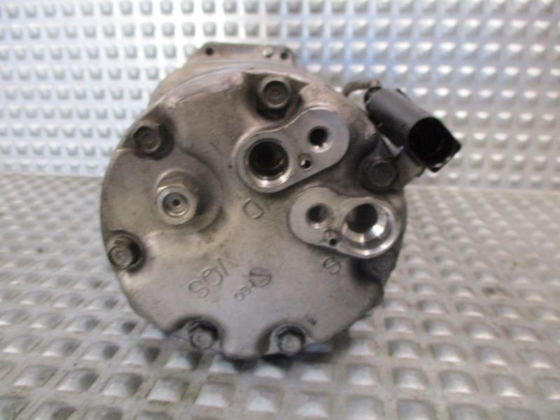 Compresseur clim VOLKSWAGEN GOLF 4 Diesel - 1