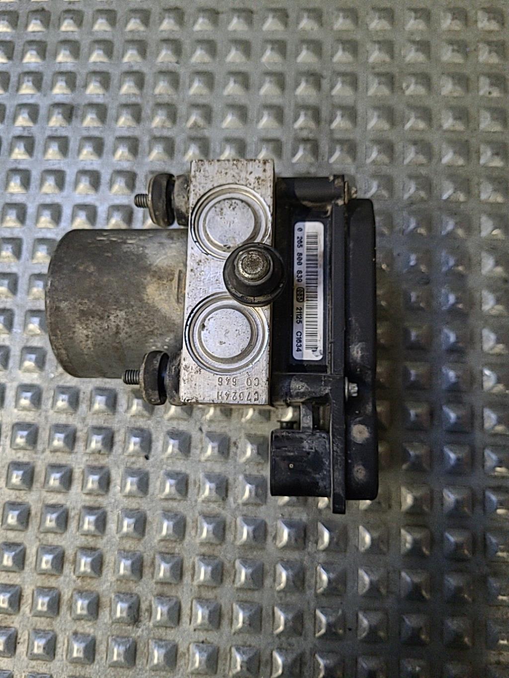 Bloc ABS (freins anti-blocage) RENAULT TRAFIC 2 PHASE 2  - 1