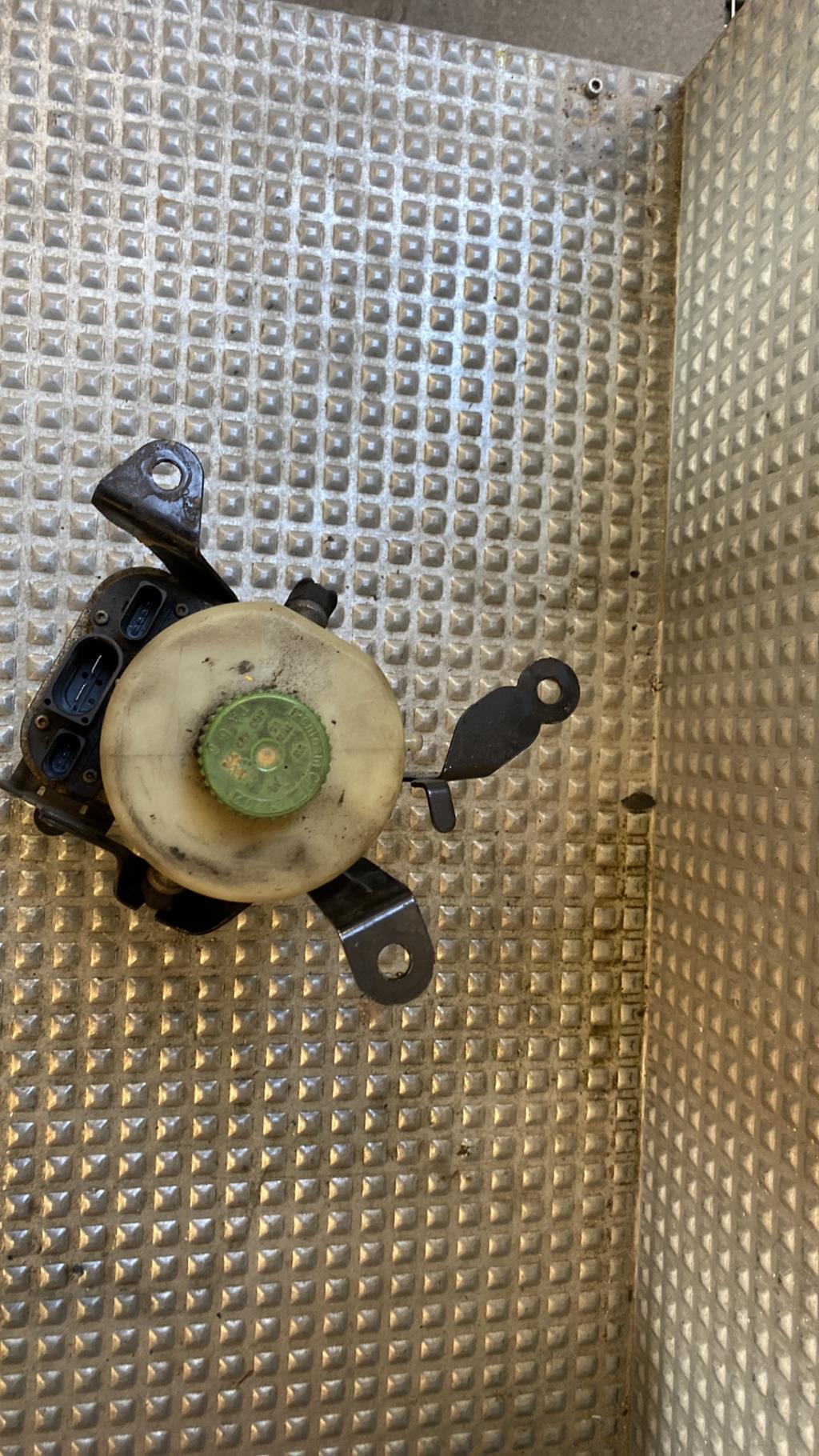 Pompe de direction SEAT IBIZA 4 PHASE 1  - 1