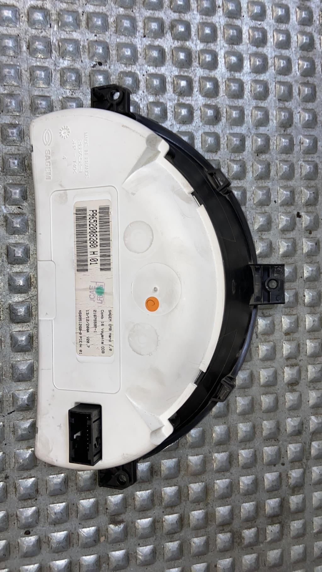 Compteur CITROEN C2 PHASE 1  - 1