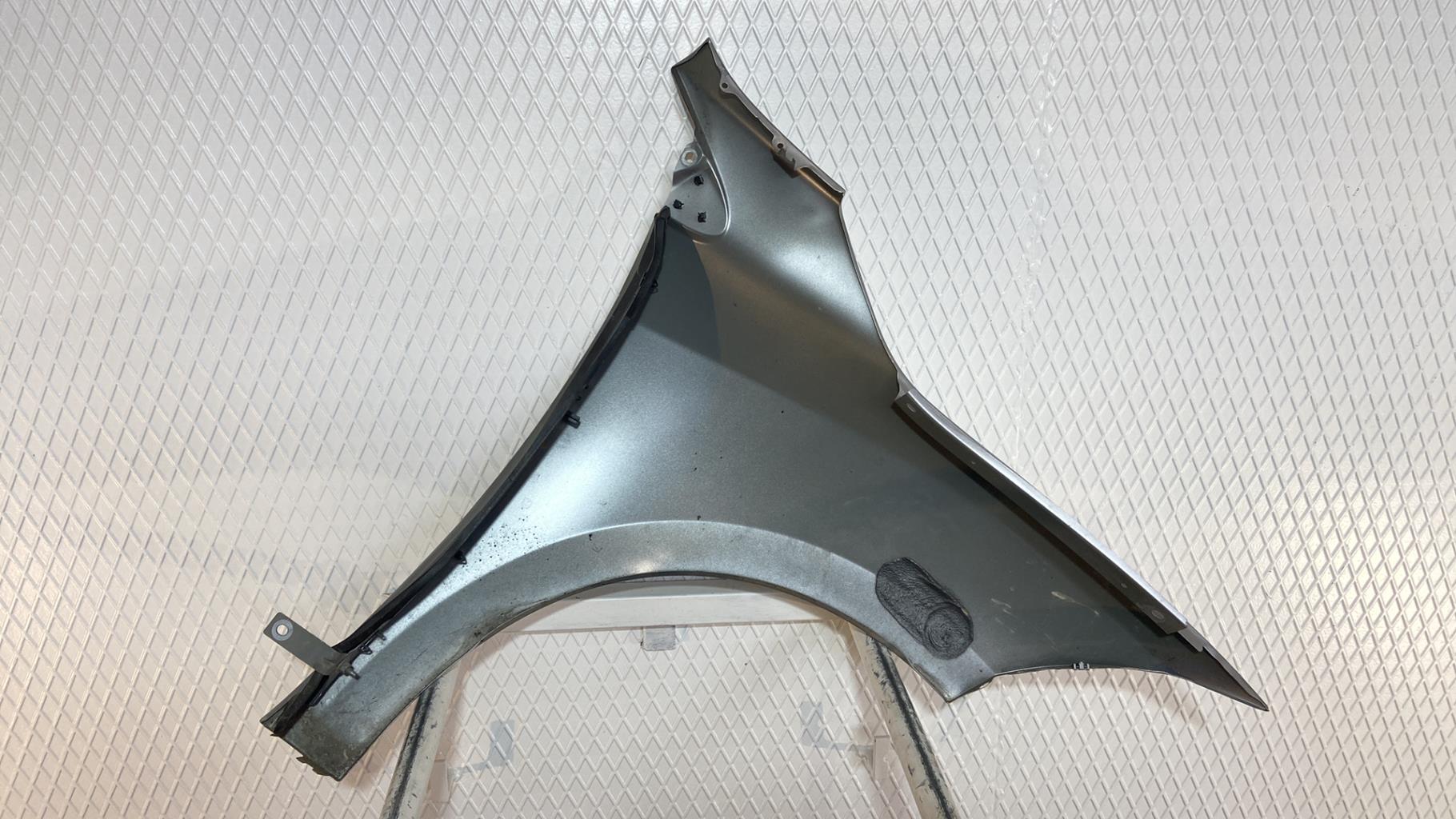 Aile avant gauche RENAULT MEGANE 3 PHASE 1 Diesel - 1