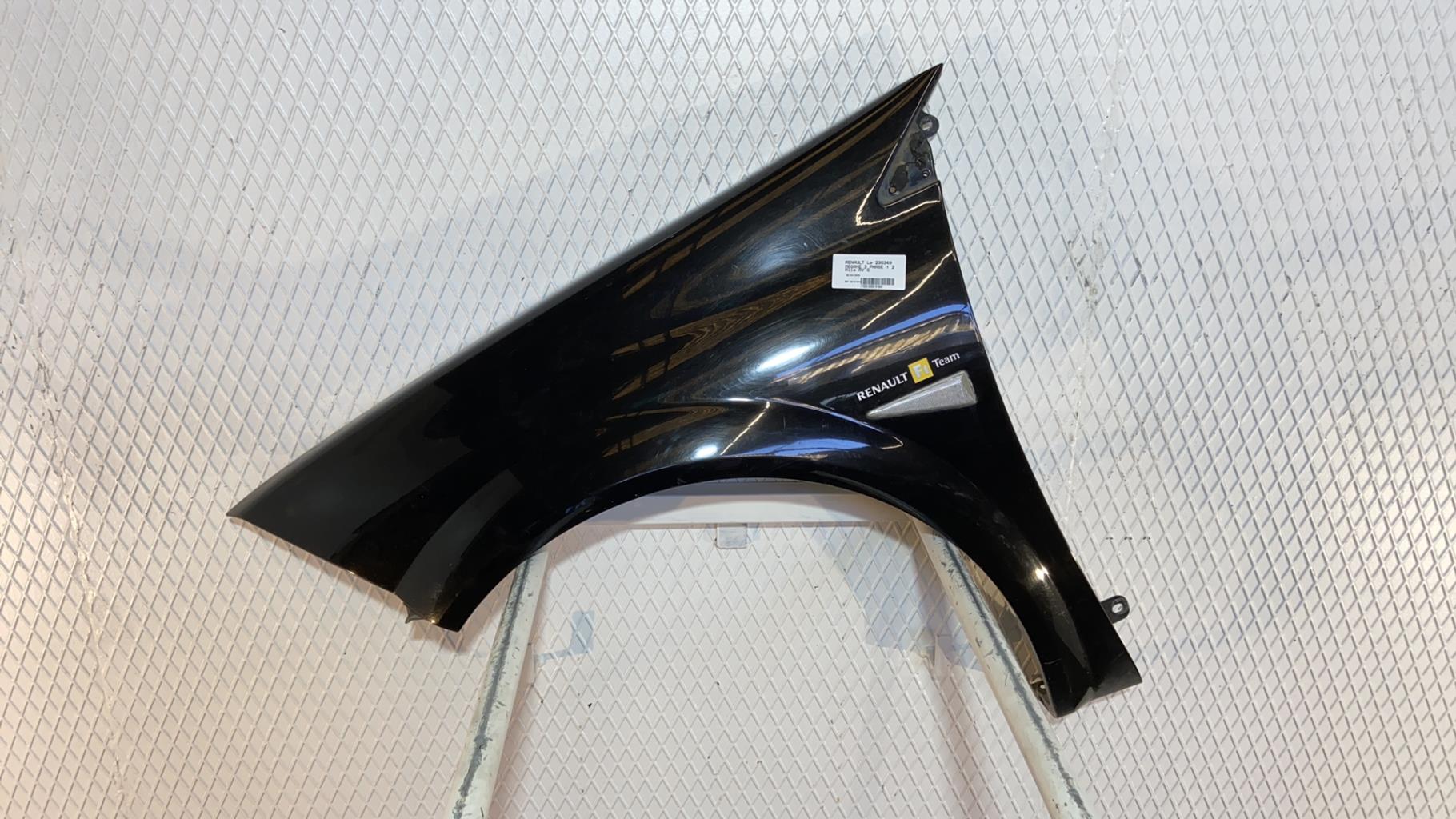 Aile avant gauche RENAULT MEGANE 2 PHASE 2  - 1