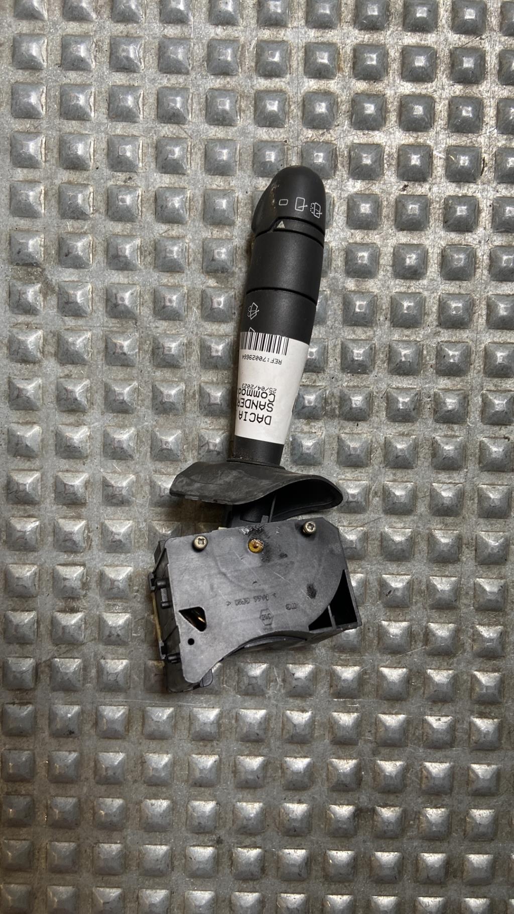Commodo d'essuie glaces DACIA SANDERO 1 Essence/GPL - 1