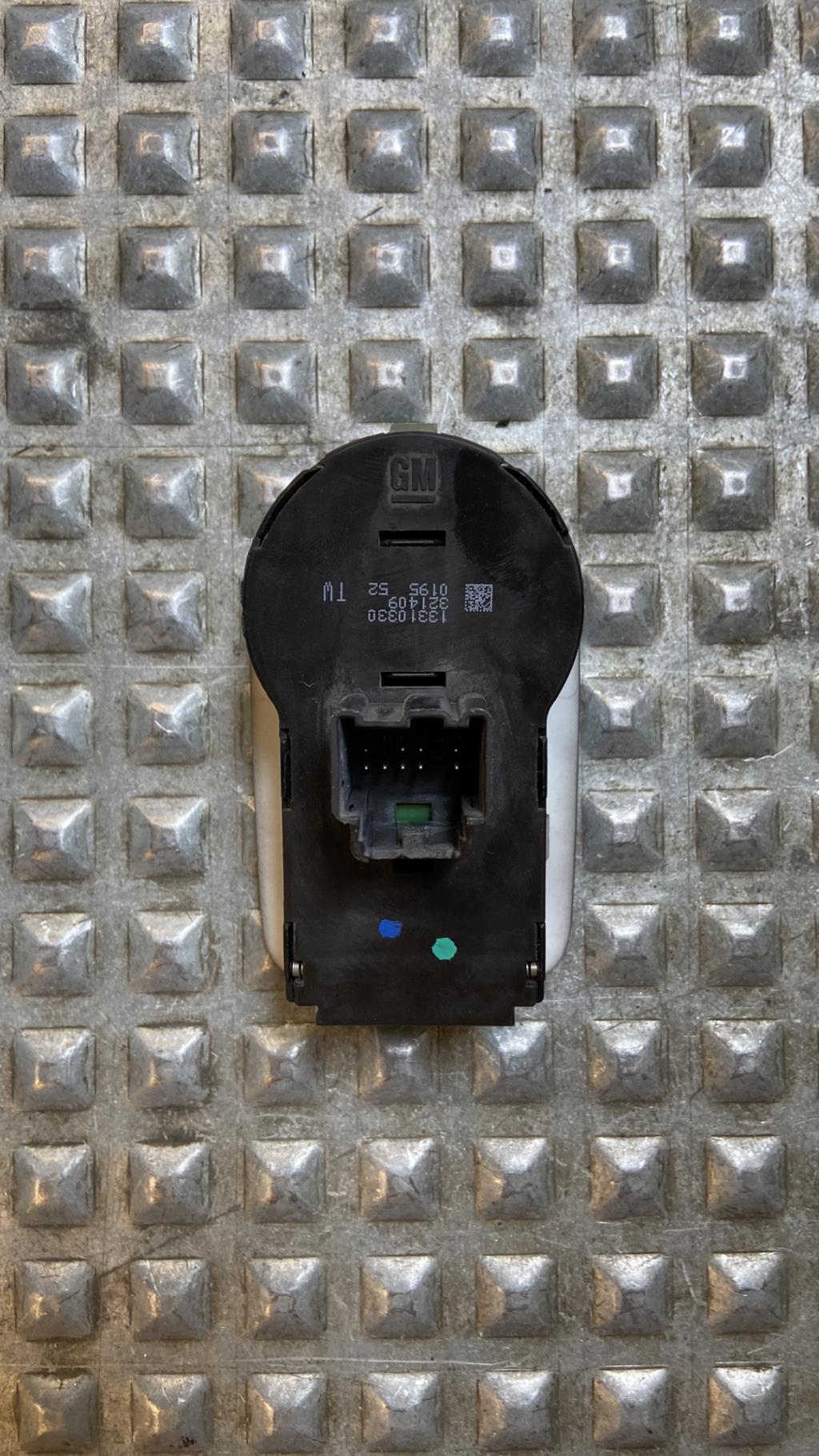 Commande de phare OPEL CORSA D PHASE 1 Diesel - 1