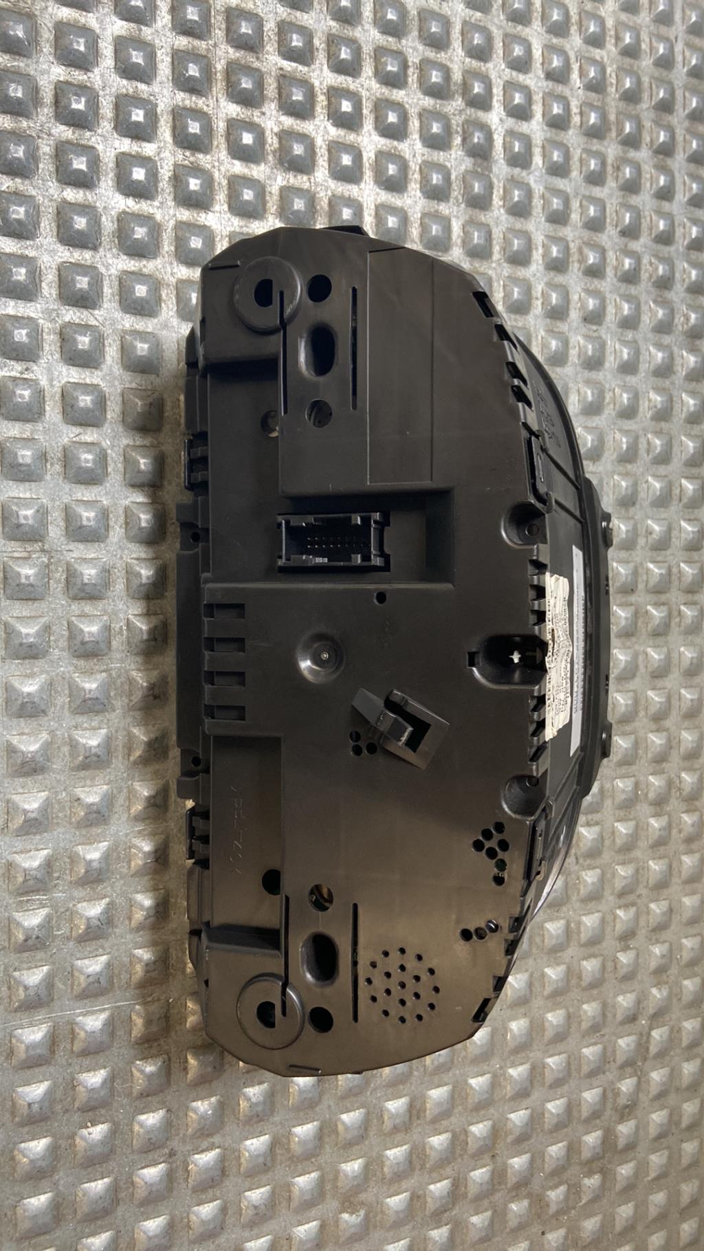 Compteur BMW SERIE 1 E87 PHASE 1  - 1