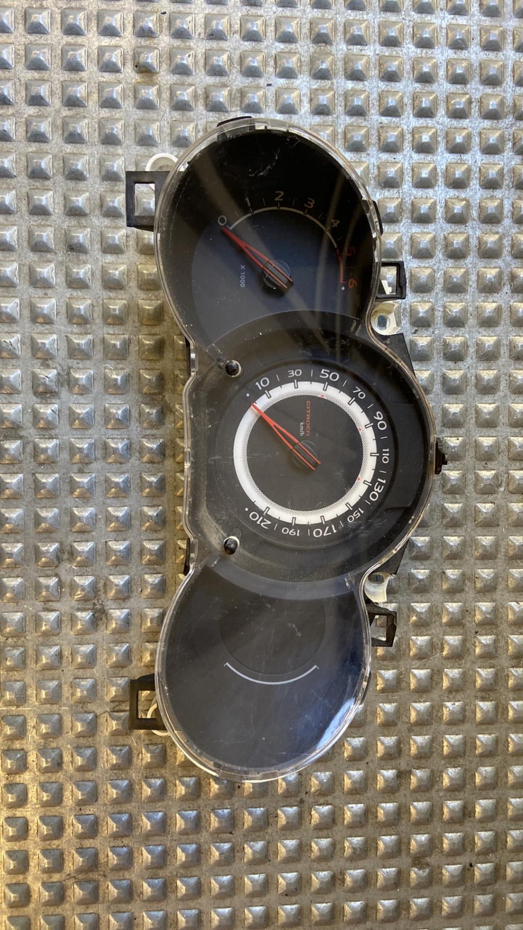 Compteur CITROEN C3 2 PHASE 1 Diesel - 1