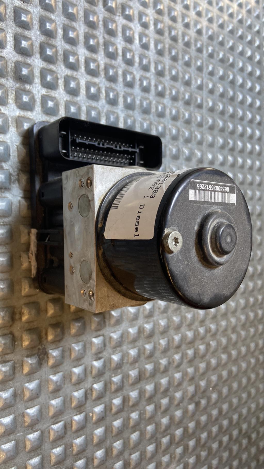Bloc ABS (freins anti-blocage) SEAT LEON 2 PHASE 1 Diesel - 1