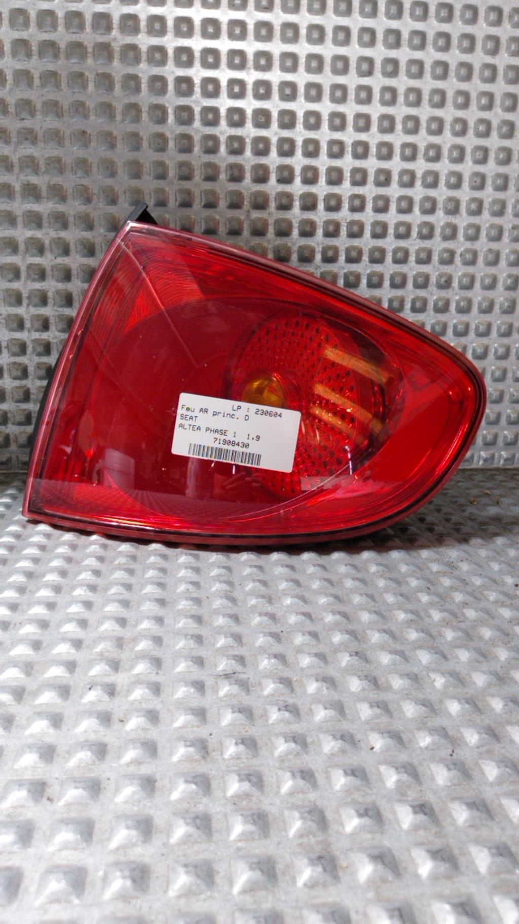 Feu arriere principal droit (feux) SEAT ALTEA PHASE 1 Diesel - 1