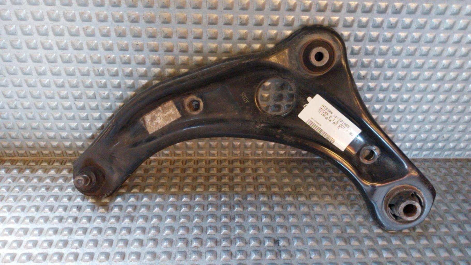 Triangle avant gauche NISSAN MICRA 5 Diesel - 1