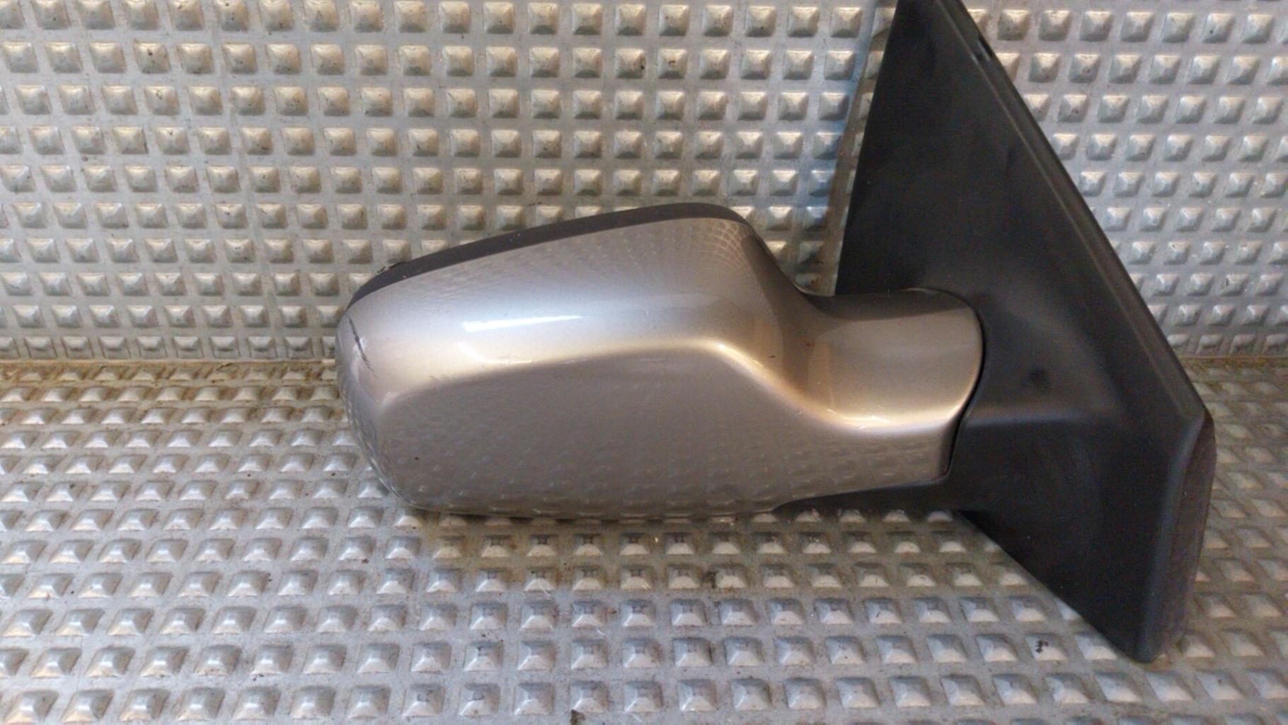 Retroviseur droit RENAULT CLIO 3 PHASE 1 BREAK  - 1