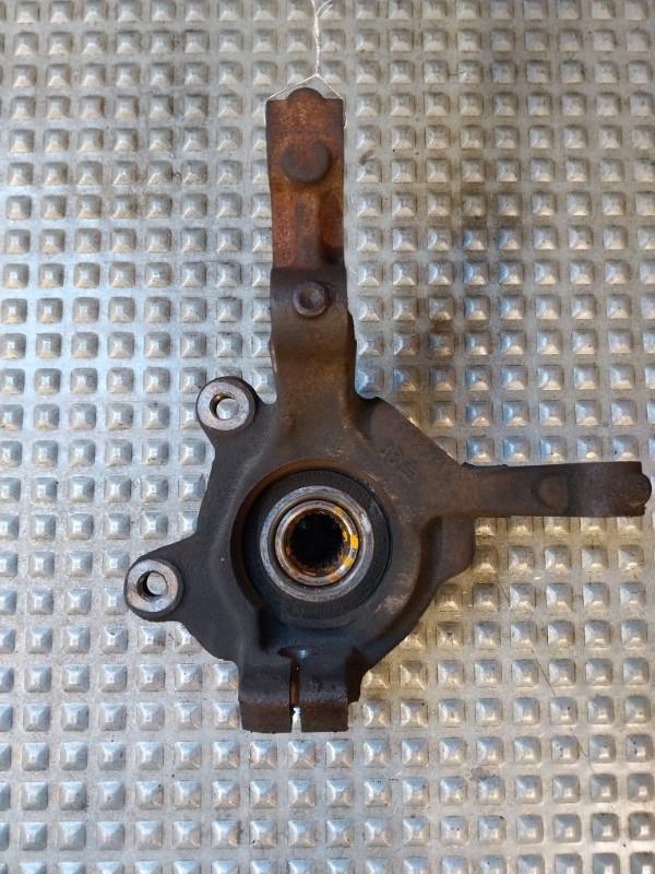 Moyeu avant droit RENAULT TWINGO 2 PHASE 1 Essence - 1