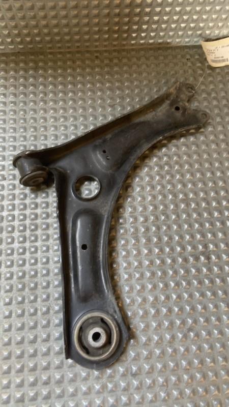 Triangle avant gauche VOLKSWAGEN CADDY 4  - 1