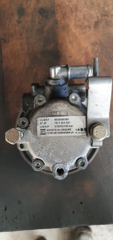 Pompe de direction CITROEN C5 1 PHASE 1 Essence - 1