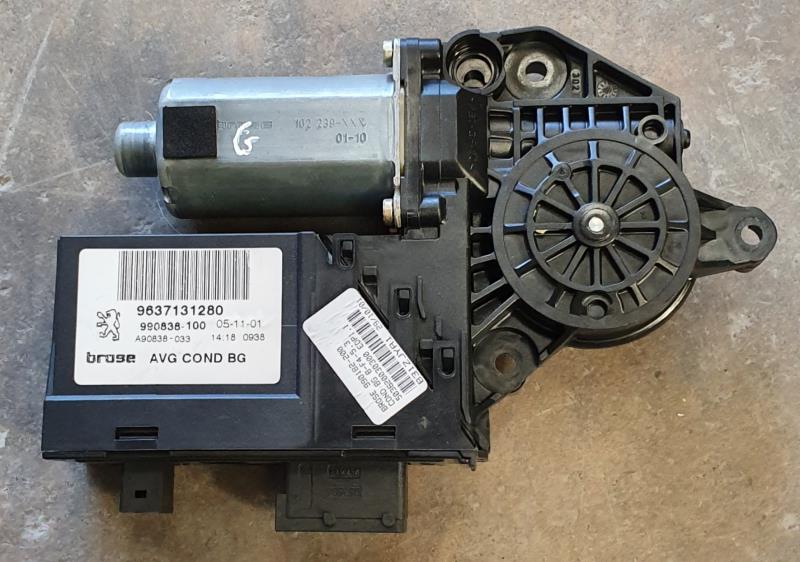 Motore alzacristalli anteriore sinistro PEUGEOT 307 PHASE 1 Gasolina - 1