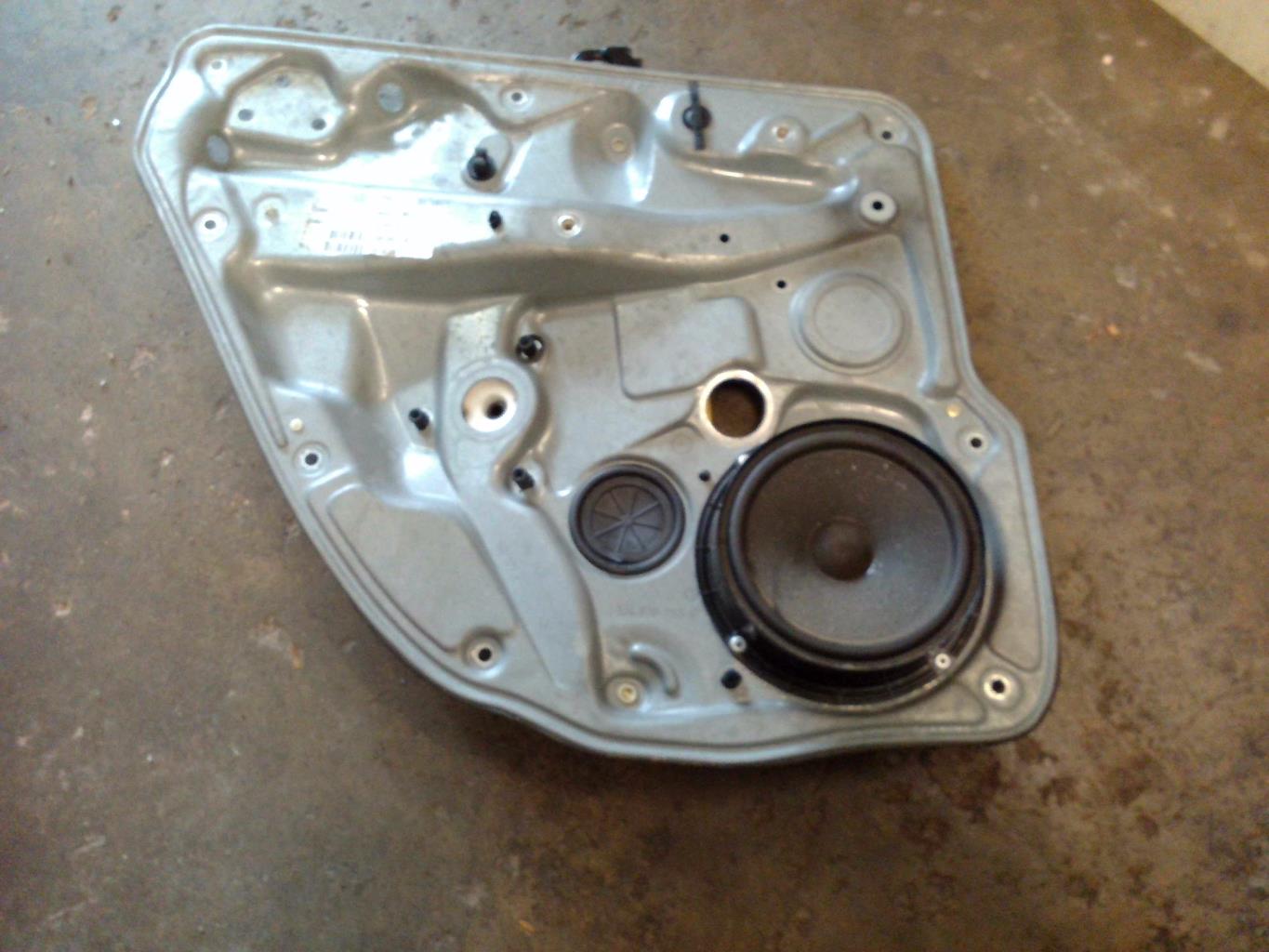 Meccanismo alzacristalli elettrico posteriore sinistro VOLKSWAGEN GOLF 4 Diésel - 1