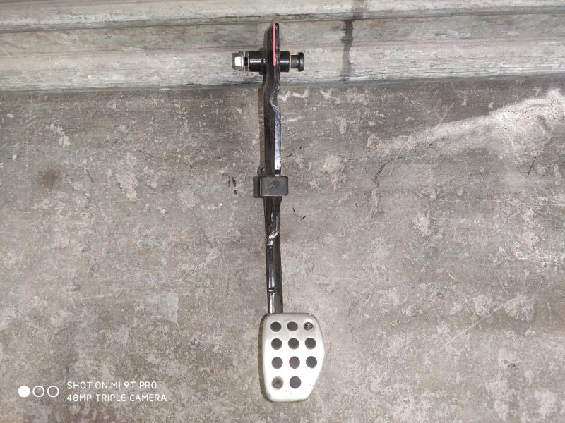 Pedale de frein PEUGEOT 1007 Diesel - 1