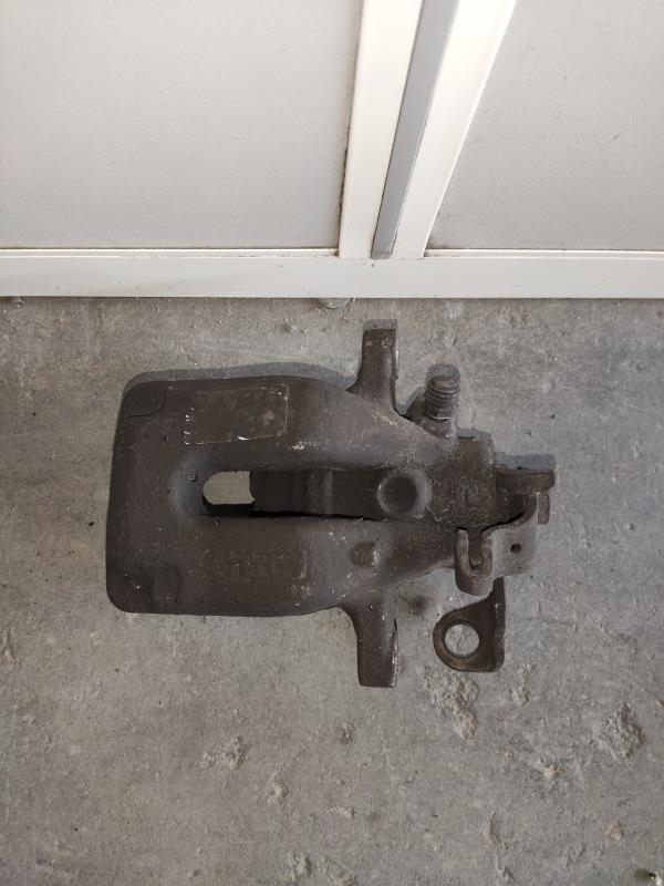 Pinza freni posteriore sinistra CITROEN C4 1 PHASE 1 Diésel - 1