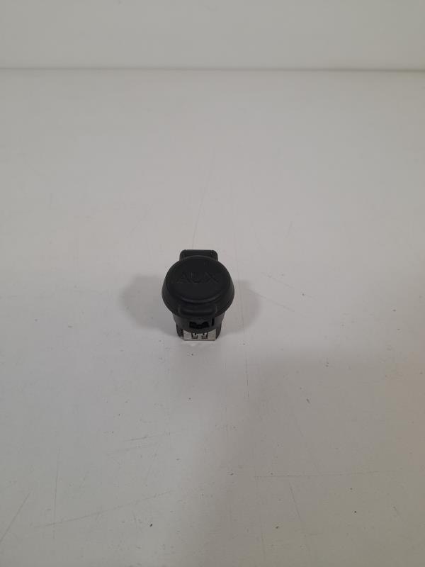 Prise port USB CITROEN C3 2 PHASE 1 Diesel - 1